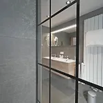 Des Ardennes Hotel 4*