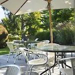Des Ardennes Hotel